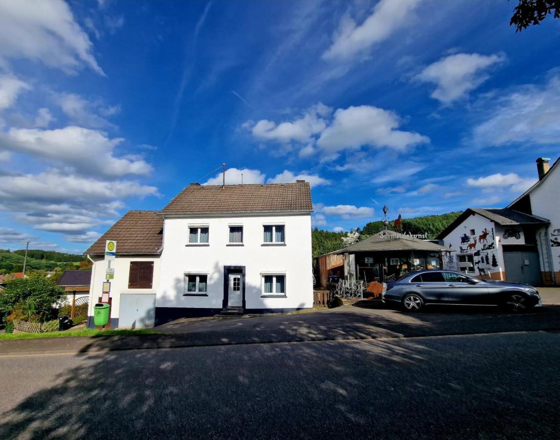Mefady Ferienhaus Stadtkyll Luaran gambar